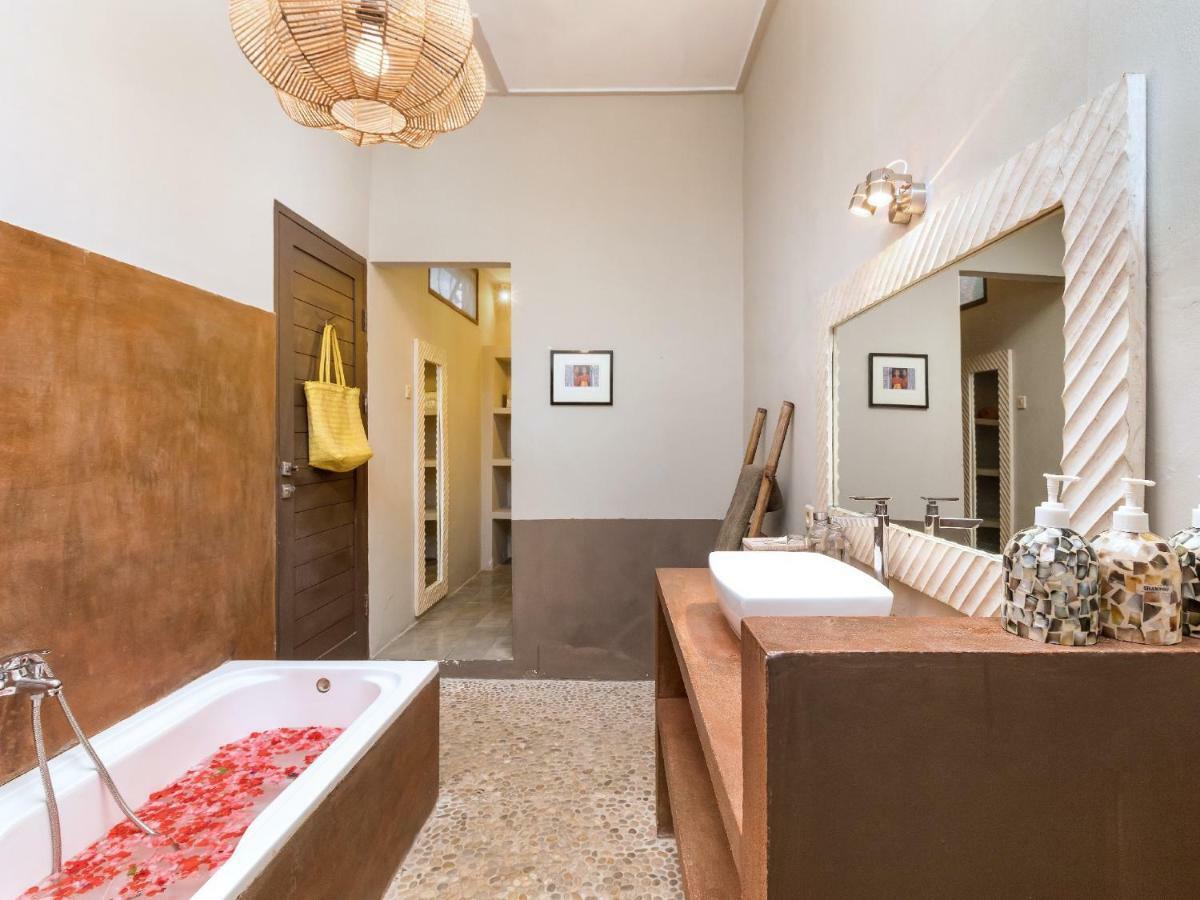 Villa Chamade Seminyak Eksteriør bilde
